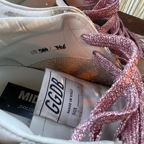 Beautiful Golden Goose Mid Stars. Size 36. Almost new condition.LTD Private EDT. - Picture 5 of 5